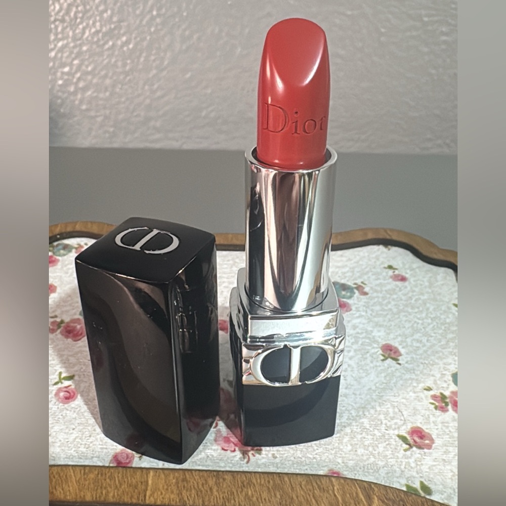 Christian Dior - Rouge Dior Satin Lipstick in 525 Cherie |  Refillable